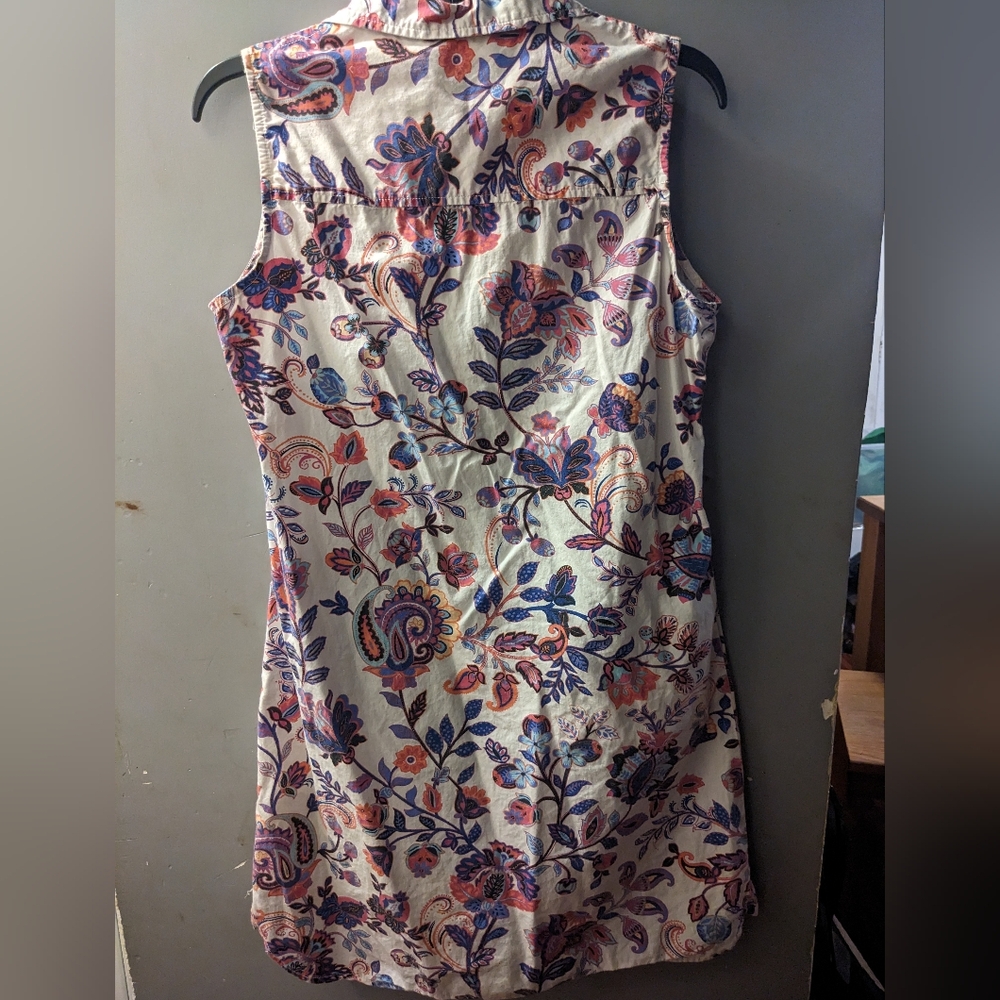 Dress - Picture 2 of 3